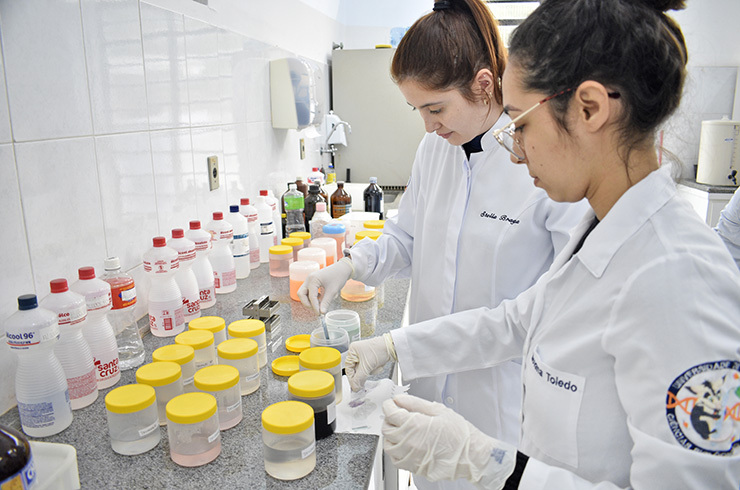 Universitários promovem Semana Pedagógica da Biologia e da Biomedicina